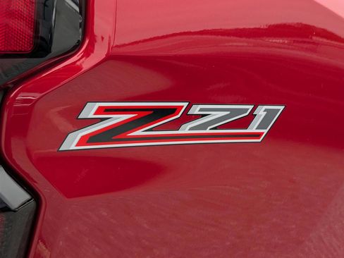 New 2025 Chevrolet Colorado Z71 w/ Technology Package image 6
