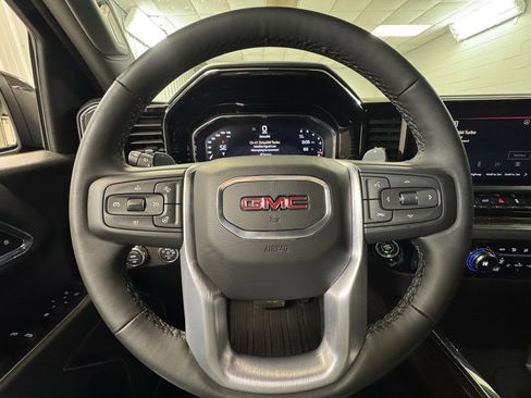 Used 2025 GMC Sierra 1500 Elevation w/ Elevation Premium Package image 32