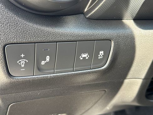 Used 2021 Hyundai Kona SEL w/ Cargo Package image 17