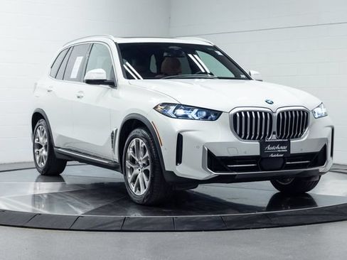Used 2025 BMW X5 xDrive40i AWD/4WD image 4