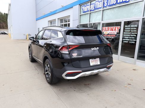 Used 2025 Kia Sportage EX w/ Premium Package image 8