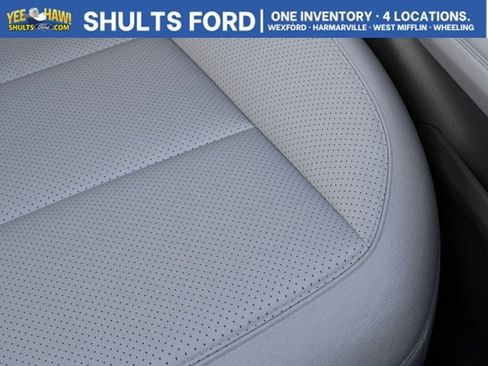 New 2026 Ford Explorer Platinum AWD/4WD image 17