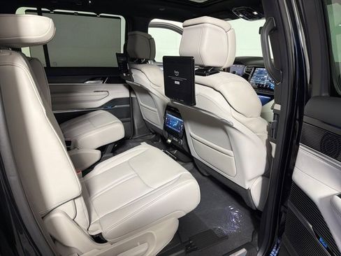 New 2026 Jeep Grand Wagoneer Summit w/ Rear Seat Video Group I image 38