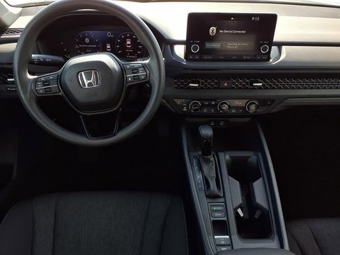 Certified 2023 Honda Accord EX image 12