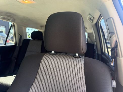 Used 2016 Toyota 4Runner SR5 AWD/4WD image 28