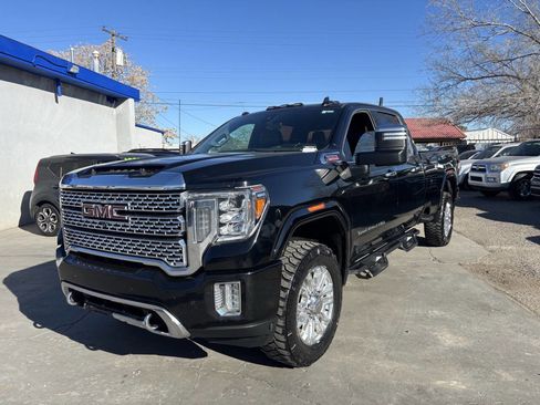 Used 2020 GMC Sierra 3500 Denali w/ Denali Ultimate Package image 4