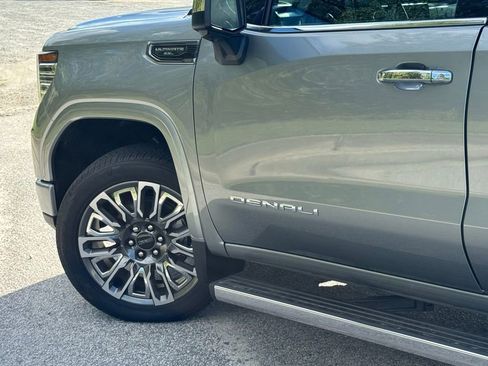 New 2025 GMC Sierra 1500 Denali Ultimate image 8
