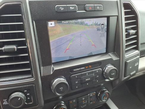 Used 2019 Ford F150 XLT w/ Equipment Group 302A Luxury AWD/4WD image 33