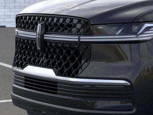 New 2026 Lincoln Navigator L Reserve image 17