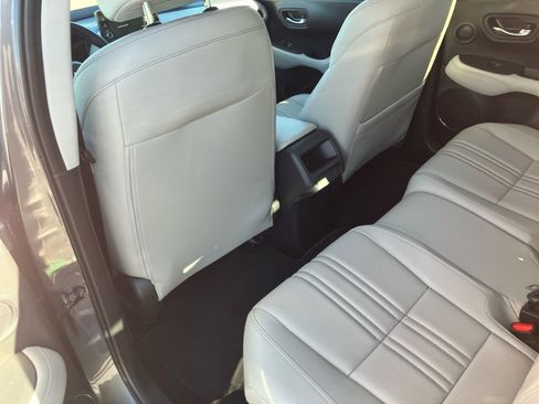 Certified 2026 Honda HR-V EX-L image 33