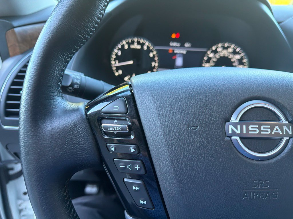 Used 2024 Nissan Armada SL w/ Captain's Chairs Package AWD/4WD image 32