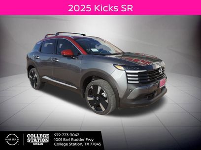 New 2025 Nissan Kicks SR