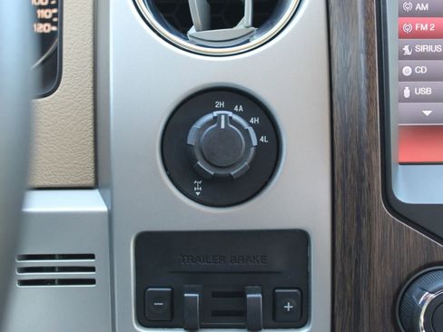 Used 2013 Ford F150 Lariat w/ Luxury Equipment Group image 19