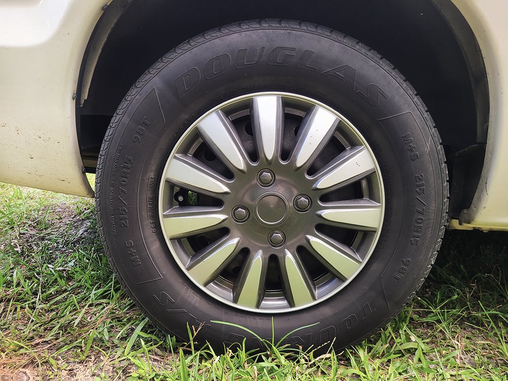 Used 2007 Chrysler Town & Country w/ Popular Equipment Group I FWD image 9