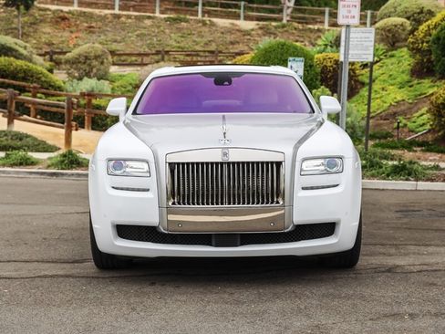 Used 2012 Rolls-Royce Ghost RWD image 8
