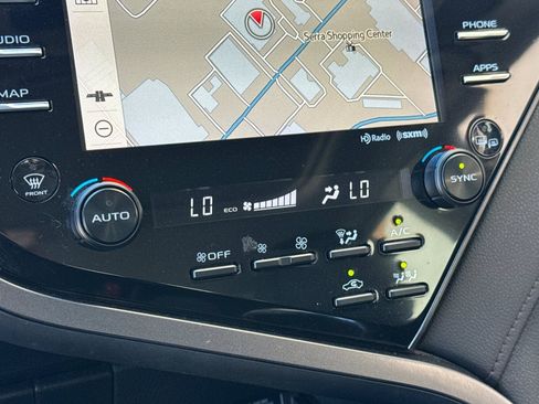 Used 2019 Toyota Camry XLE w/ Driver Assist Package FWD image 18