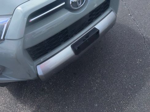 Used 2023 Toyota 4Runner TRD Off-Road Premium w/ Moonroof Package AWD/4WD image 19
