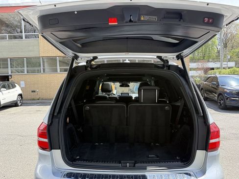 Used 2018 Mercedes-Benz GLS 450 4MATIC image 32