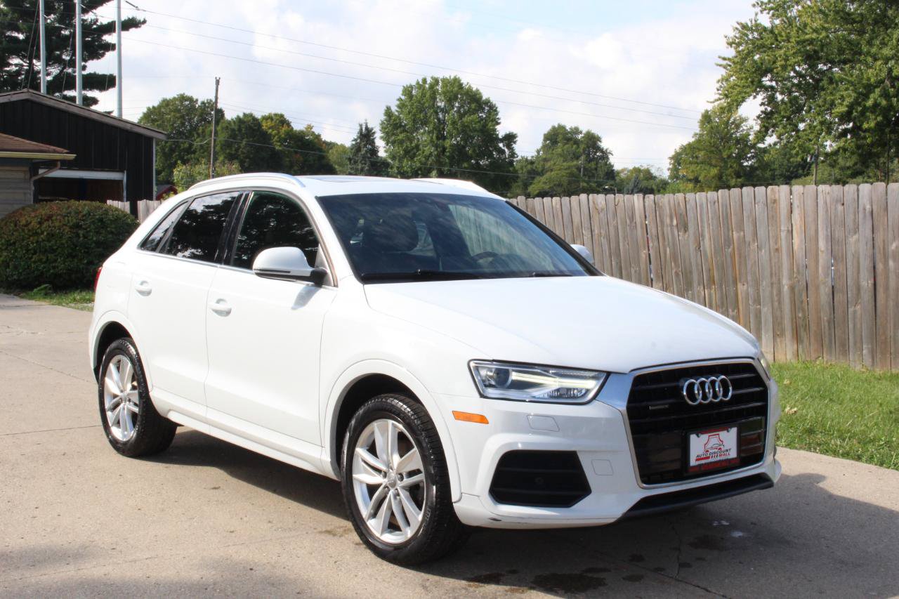 Used 2017 Audi Q3 2.0T Premium Plus w/ Premium Plus Package AWD/4WD image 2