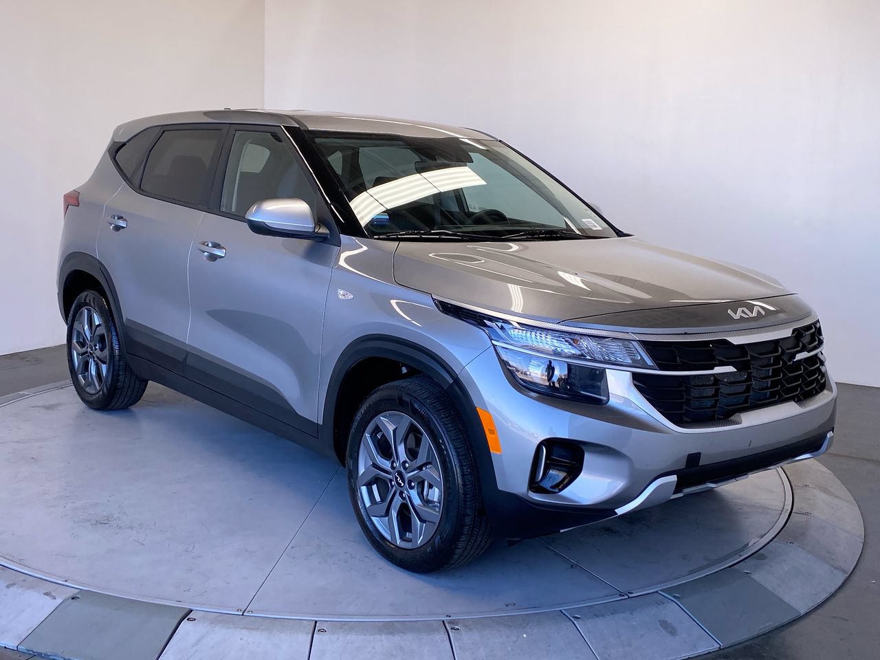 Certified 2026 Kia Seltos LX AWD/4WD image 7