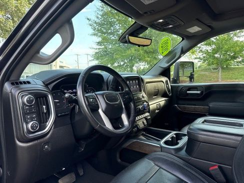 Used 2020 GMC Sierra 2500 Denali w/ Denali Ultimate Package AWD/4WD image 15