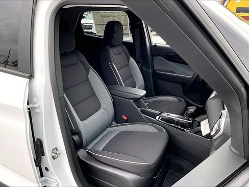New 2026 Chevrolet TrailBlazer LT w/ Convenience Package FWD image 29