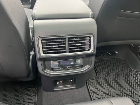 New 2026 Volkswagen Atlas SE FWD image 48