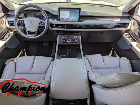 Used 2020 Lincoln Aviator Reserve w/ Equipment Group 202A AWD/4WD image 19