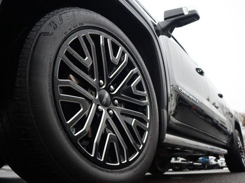 Certified 2025 GMC Sierra 1500 Denali Ultimate image 11