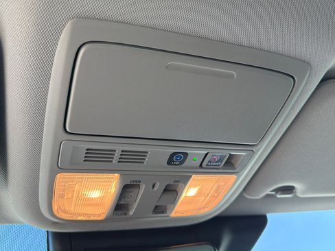 Used 2021 Honda Accord Touring image 33