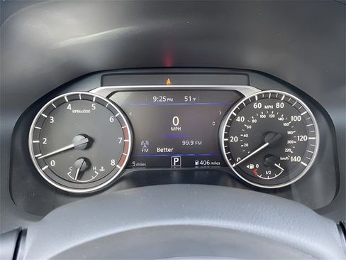 Used 2024 Nissan Altima 2.5 SV image 12