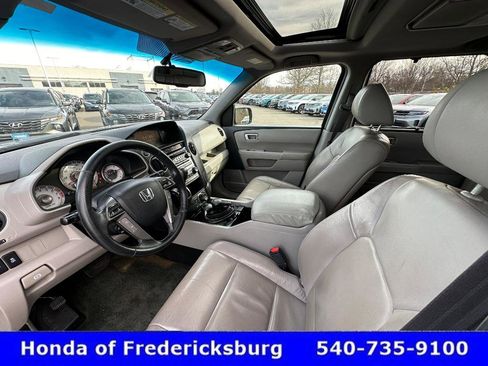 Used 2014 Honda Pilot Touring image 17