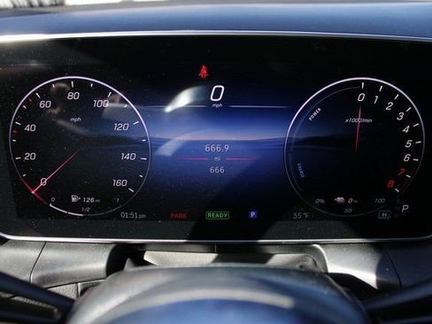 New 2025 Mercedes-Benz GLC 350e 4MATIC image 23