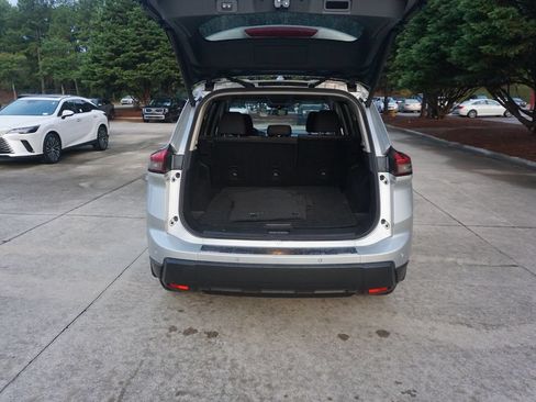 Used 2024 Nissan Rogue SV FWD image 13