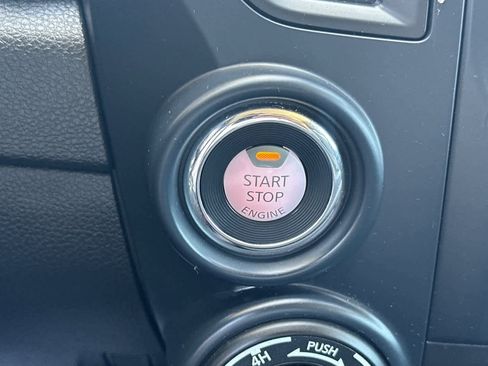 Used 2023 Nissan Titan SV image 20