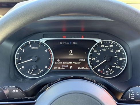 Used 2022 Nissan Rogue SV image 23