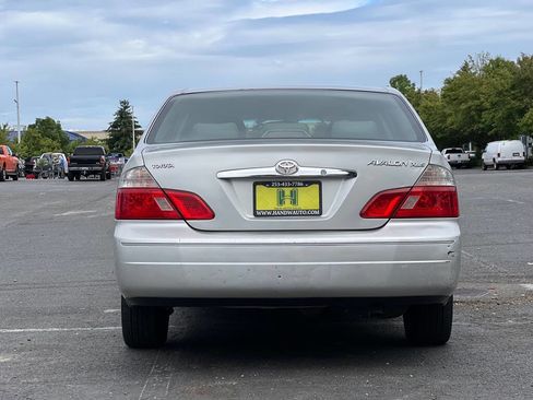 Used 2004 Toyota Avalon XL FWD image 4