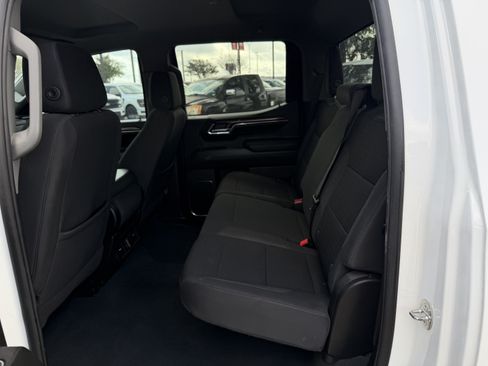Used 2024 Chevrolet Silverado 1500 LT RWD image 12
