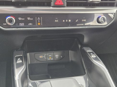 New 2026 Kia Sorento S image 29