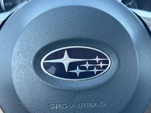 Used 2010 Subaru Outback 2.5i Limited AWD/4WD image 28