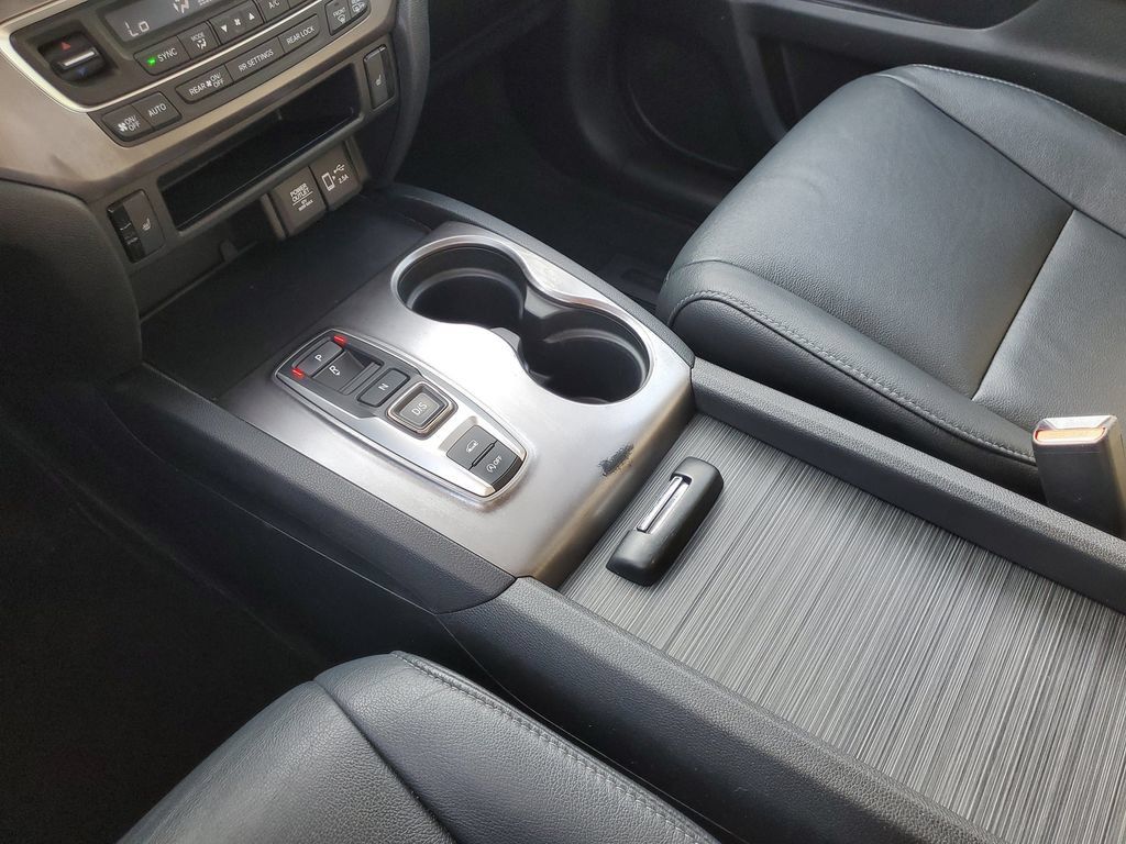 Used 2021 Honda Pilot EX-L image 35