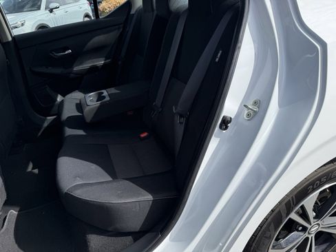 Used 2022 Nissan Sentra SV image 30