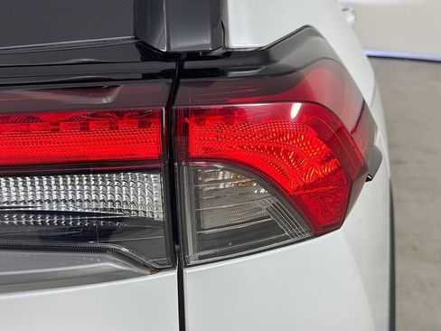 Used 2023 Toyota RAV4 Limited FWD image 32