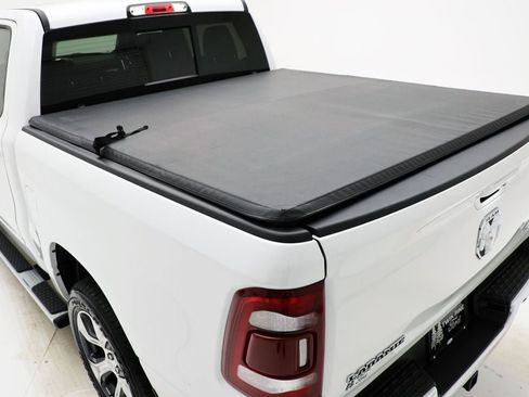 Used 2024 RAM 1500 Laramie image 12