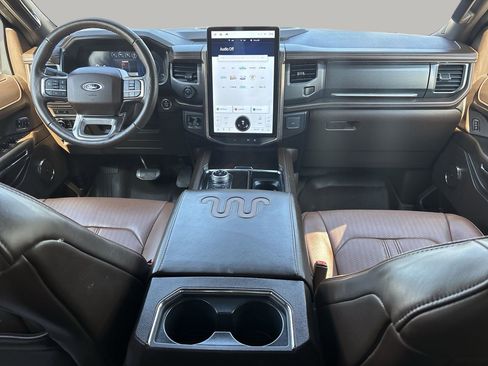 Used 2023 Ford Expedition Max King Ranch image 7