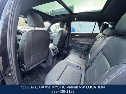 Used 2022 Volkswagen Atlas Cross Sport SE w/ Panoramic Sunroof Package image 11