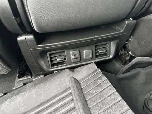 Used 2021 Chevrolet Silverado 1500 LT w/ All Star Edition Plus image 7