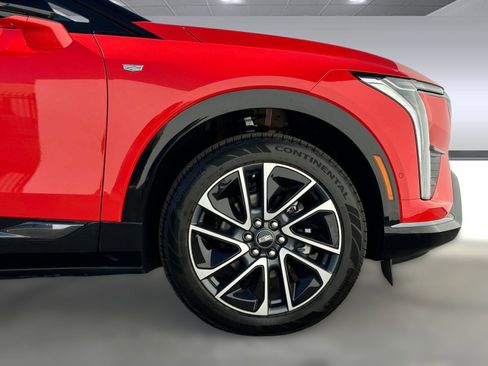 New 2026 Cadillac Optiq Sport 1 w/ LPO, Floor Liner Package image 11