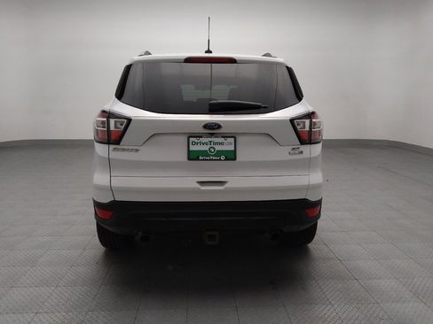 Used 2017 Ford Escape SE w/ SE Sport Appearance Package image 6