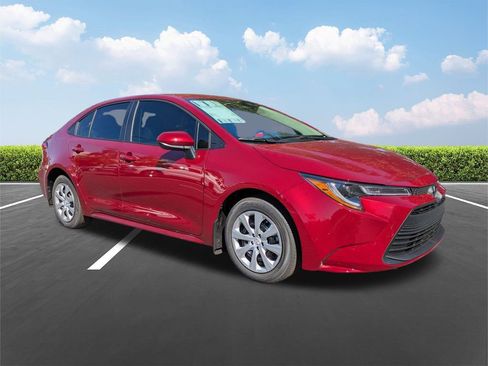 New 2026 Toyota Corolla LE image 2